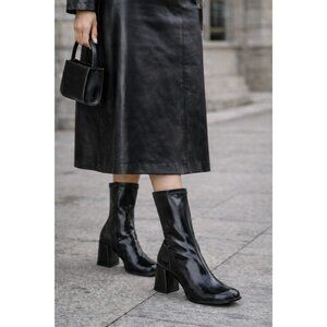 Angel Alarcon Black Leather Ankle Boots Women EU 40 US 9 Block Heel Round Toe